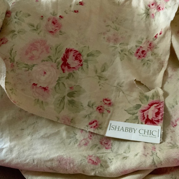 Shabby chic Other - Shabby chic by Rachel Ashwell wildflower Bouquet Oyster Couture Fabric Pink